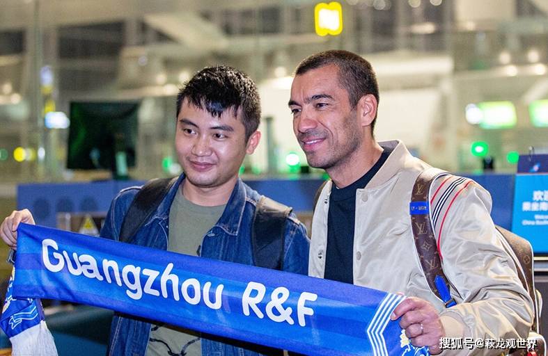 限薪令+赛会制太坑!哈姆西克肉包子打狗?富力将帅引领中超离队大潮!“爱游戏(ayx)中国官方网站”(图2)
限薪令+赛会制太坑!哈姆西克肉包子打狗?富力将帅引领中超离队大潮!“爱游戏(ayx)中国官方网站”(图2)