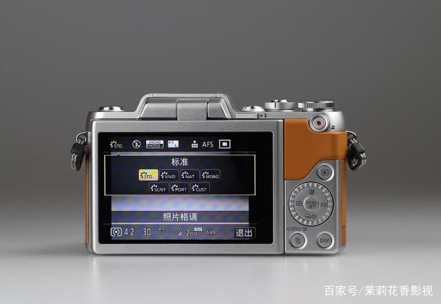 爱游戏(ayx)中国官方网站:
云南丽江:乱贴小广告还屡教不改 丽江一诊所被罚3万(图3) ayx官方网站